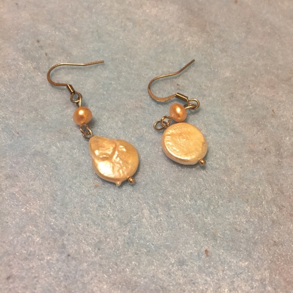 Freshwater pearl earrings - Picture 4 of 7